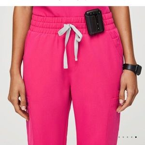 Yola High Waist Scrub Pant size S